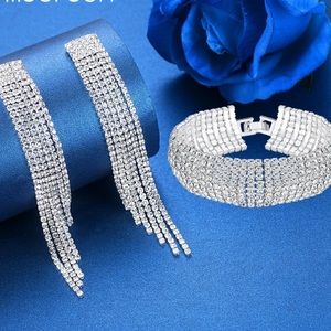🌟 Rhinestone Crystals Set Bracelet Earrings